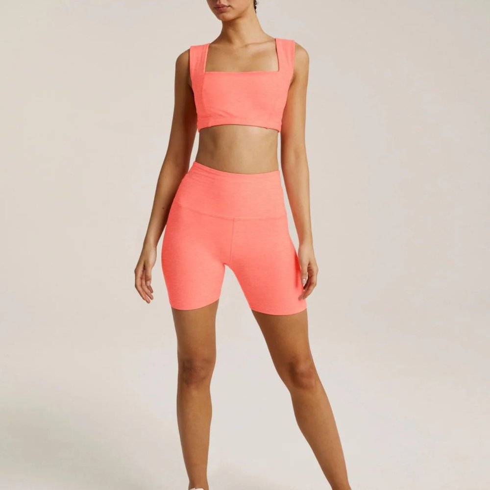 Beyond Yoga Keep Pace Biker Short Electric Peach Heather